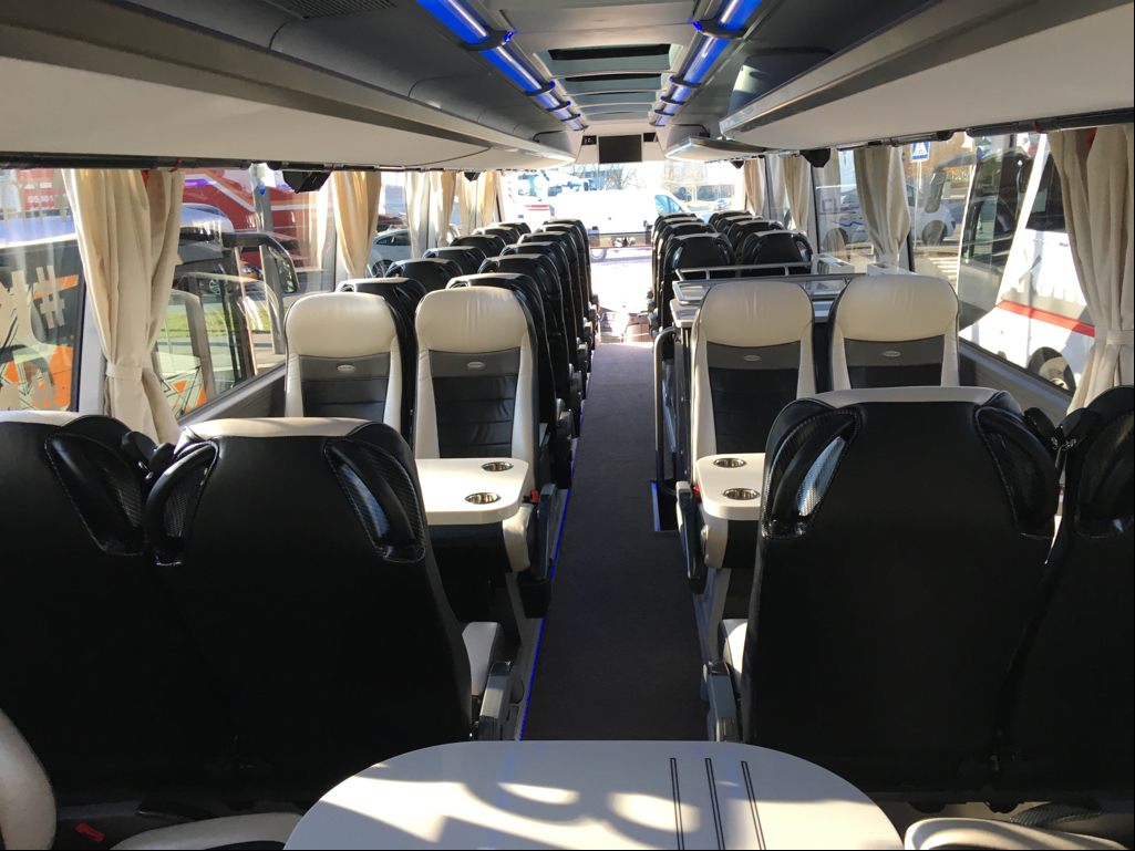 NEOPLAN CITYLINER 36 PLACES CUIR SUPER VIP*** AVEC SALON EN ROTONDE